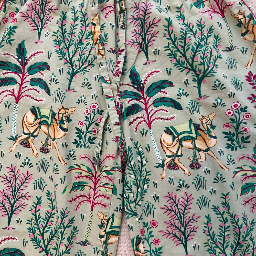 Printfresh 100% Organic Cotton Camel’s Courtyard Pajama Set - Picture 6 of 7